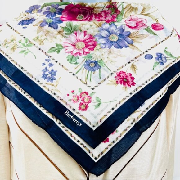 New  Burberrys  Miniscarf/handkerchief  21" Cotton ivery pink purple floal (18) - Picture 2 of 7